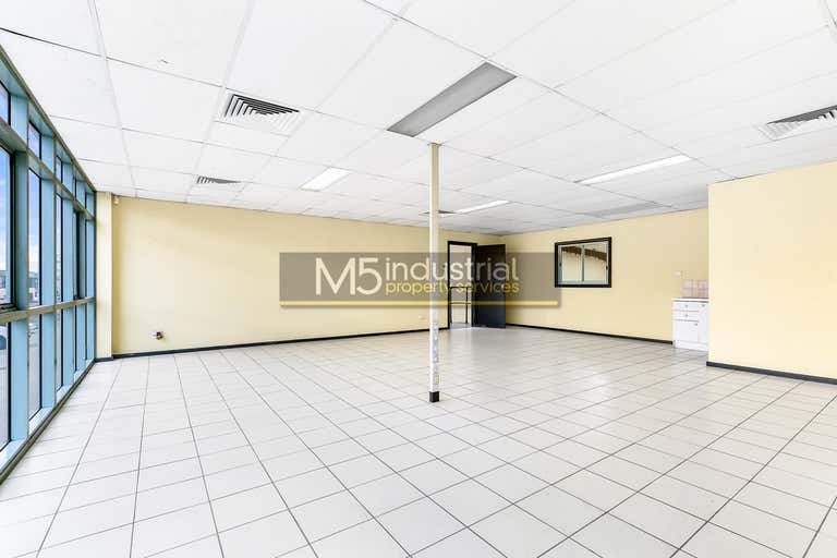 5/15 Deadman Road Moorebank NSW 2170 - Image 4