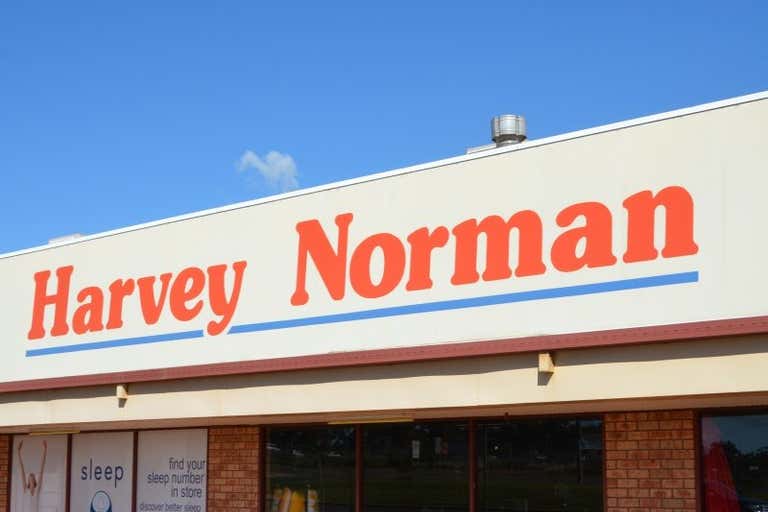 Harvey Norman, 5-11 Saleyards Road Parkes NSW 2870 - Image 1