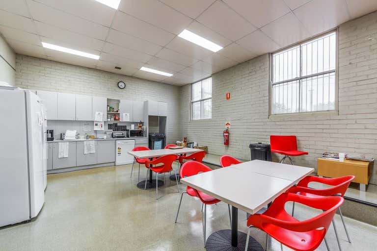 Office / 35-45 Lithgow Street Abbotsford VIC 3067 - Image 4