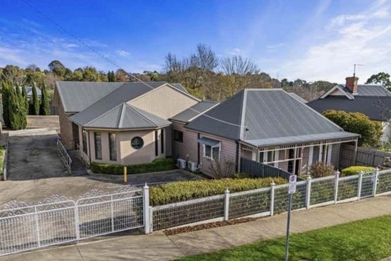 10 Vincent Street Daylesford VIC 3460 - Image 1