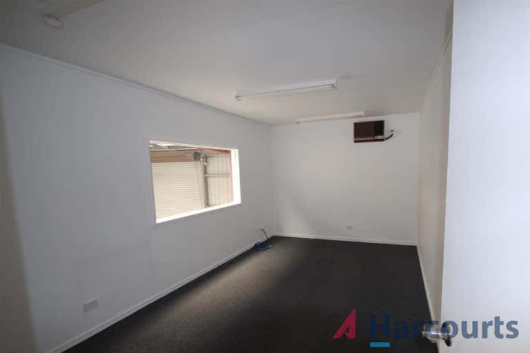 28 Commercial Drive Ashmore QLD 4214 - Image 2