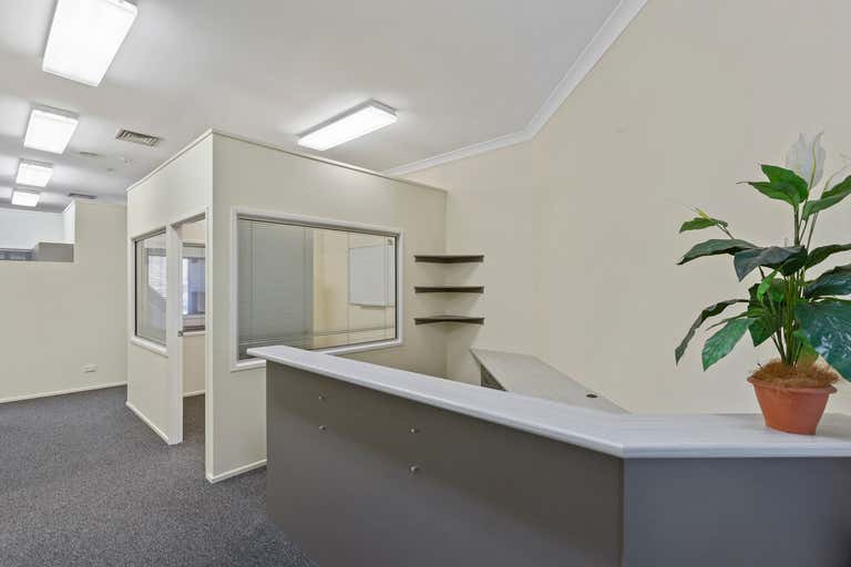 Suite 4, 445 Ruthven Street Toowoomba City QLD 4350 - Image 1