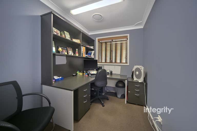 22 McMahons Road North Nowra NSW 2541 - Image 4