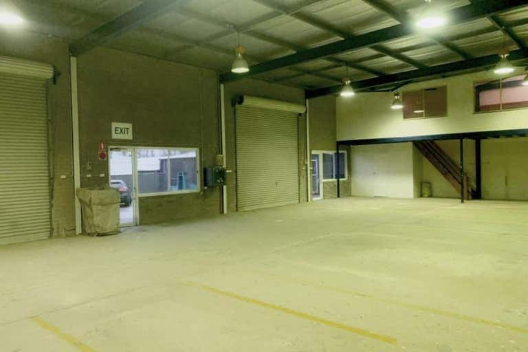 Unit  2, 80 Barrier Street Fyshwick ACT 2609 - Image 2