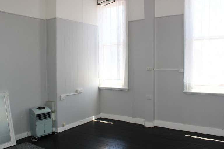 Suite 2, 353 Ruthven Street Toowoomba City QLD 4350 - Image 1