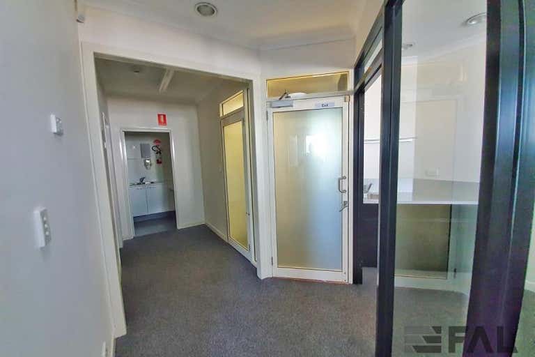 Suite  9, 204 Oxford Street Bulimba QLD 4171 - Image 4