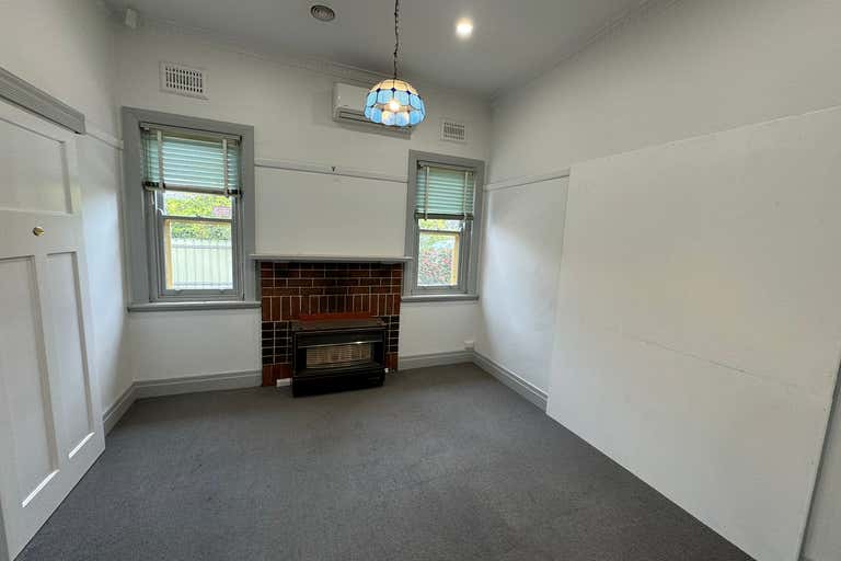 31 Stanley Street Wodonga VIC 3690 - Image 3