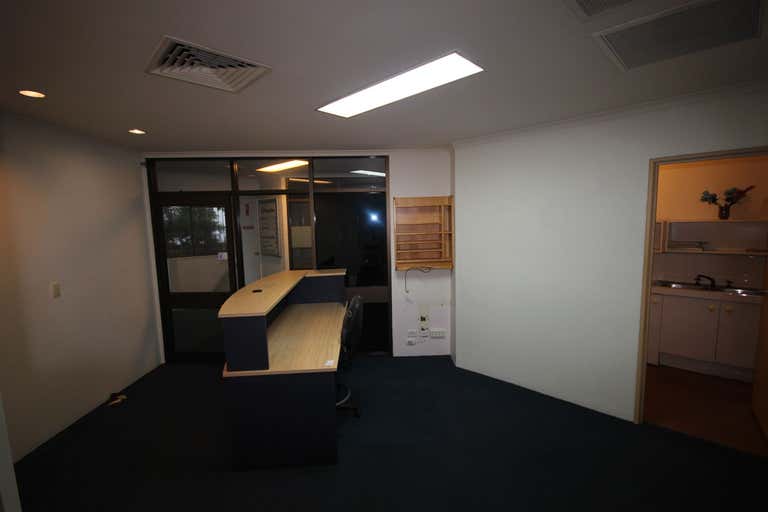 2/115 Nerang Street Southport QLD 4215 - Image 3