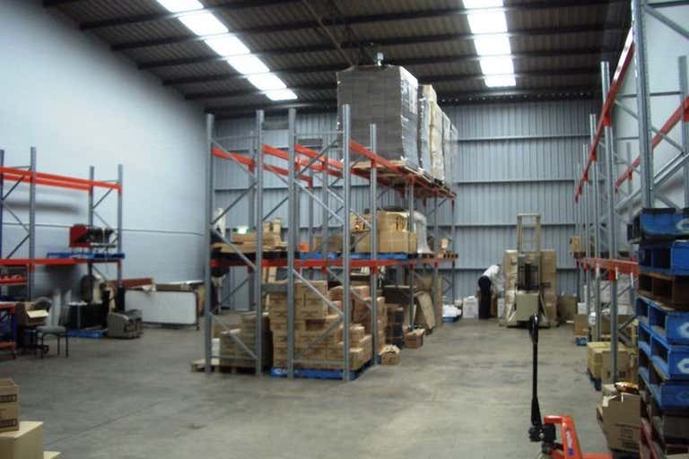 Unit 16, 19 Aero Road Ingleburn NSW 2565 - Image 2