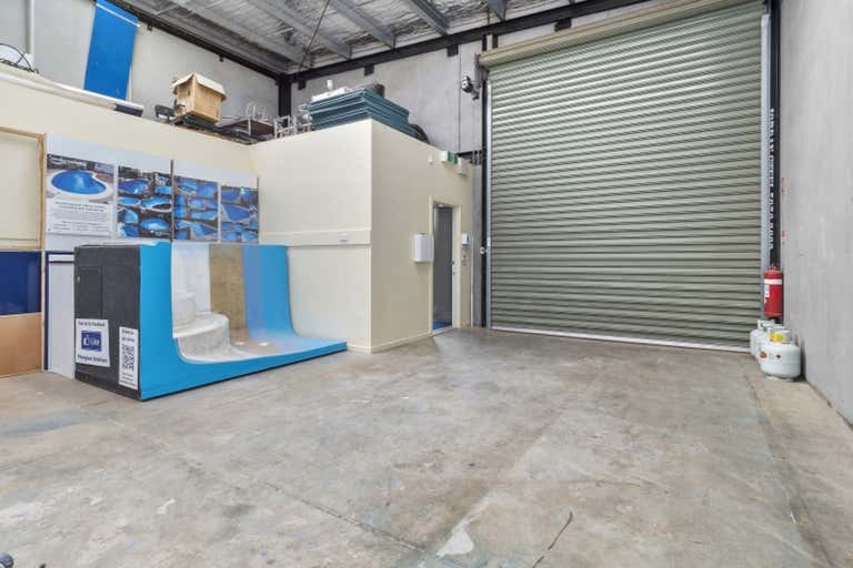 2/16 Kenji Street Mornington VIC 3931 - Image 3