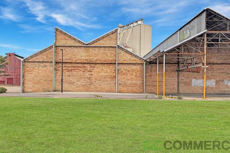 Building 1, 1/275 Ruthven Street Toowoomba City QLD 4350 - Image 2