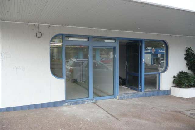 Shop 4, 133-137 Gordon Street, "Oxley House" Port Macquarie NSW 2444 - Image 2