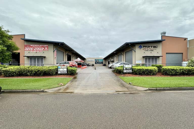 Unit 4, 5-7 Civil Road Garbutt QLD 4814 - Image 1