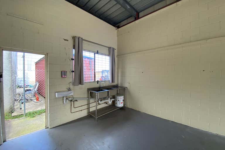 6/1 Bronwyn Street Caloundra West QLD 4551 - Image 3