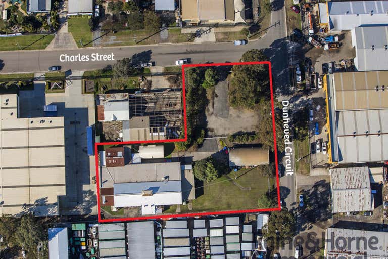 39 Charles Street (Cnr. 84 Dunheved Circuit) St Marys NSW 2760 - Image 1