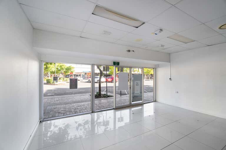 1/158 Bourbong Street Bundaberg Central QLD 4670 - Image 1