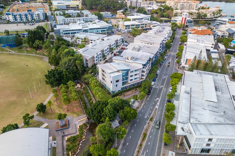 1 & 15, 220 Varsity Parade Varsity Lakes QLD 4227 - Image 2