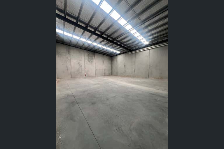 7/39 Orbis Drive Ravenhall VIC 3023 - Image 4