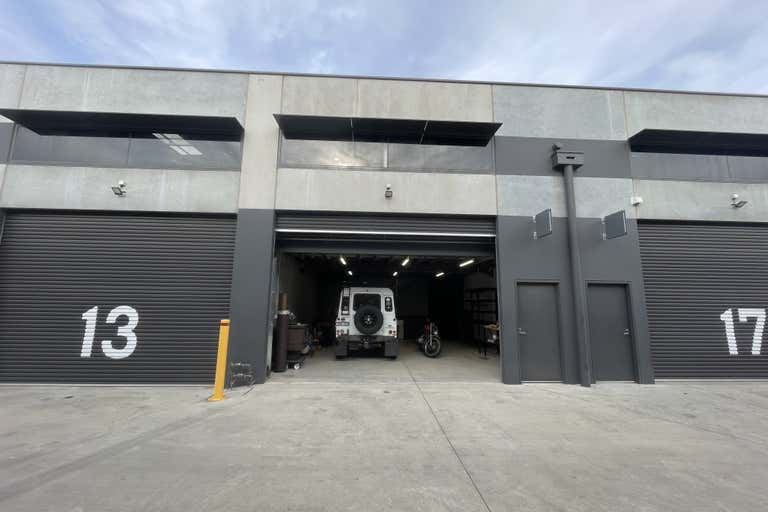 15 Rosie Place Altona VIC 3018 - Image 3