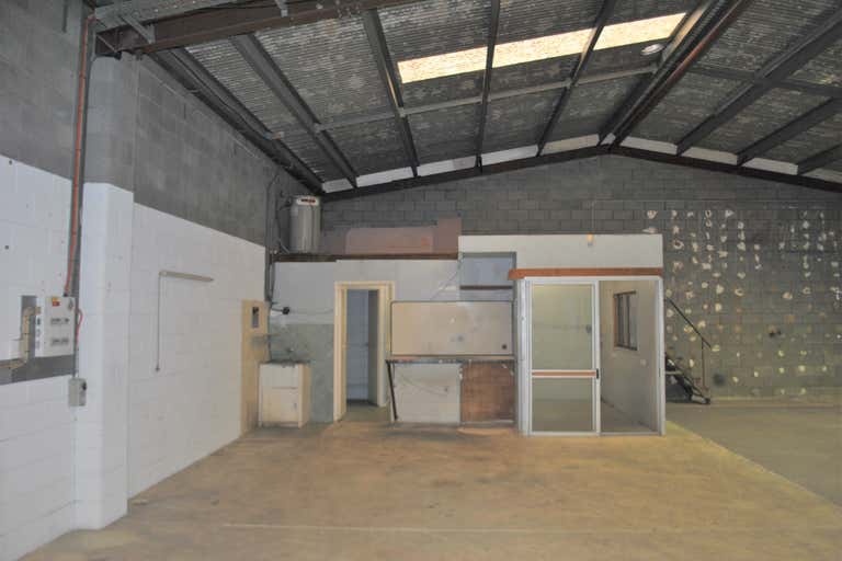 Unit 4/3366 Pacific Hwy Springwood QLD 4127 - Image 4