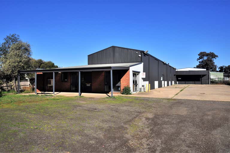 198 Strickland Road Strathdale VIC 3550 - Image 1