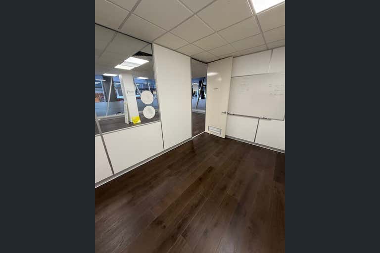 3/25  Claremont Street South Yarra VIC 3141 - Image 4