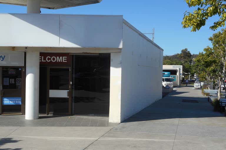 2/2 Main St Beenleigh QLD 4207 - Image 2