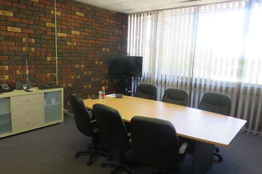 10/322 Mountain Highway Wantirna VIC 3152 - Image 2