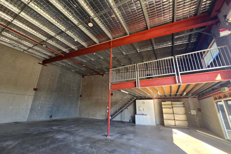 2/14 Helen Street Clinton QLD 4680 - Image 1