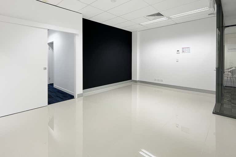 19/13 Norval Court Maroochydore QLD 4558 - Image 4