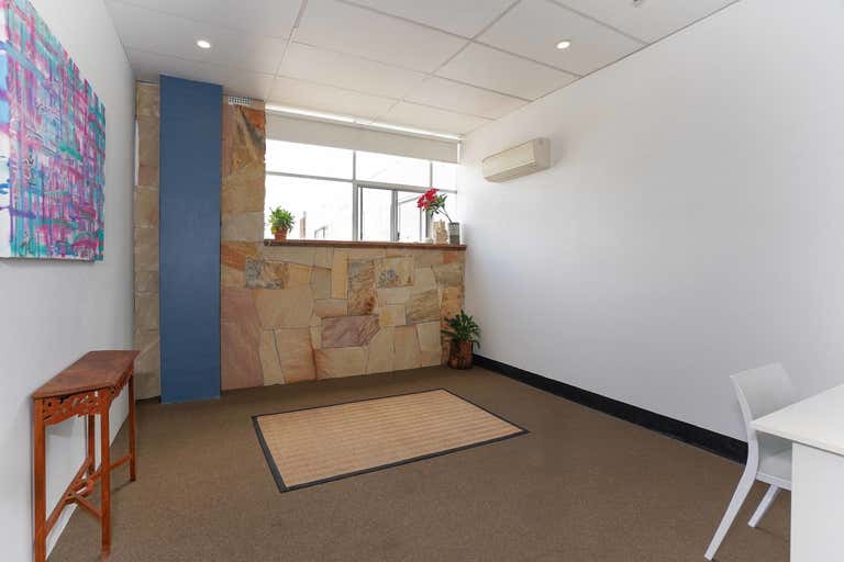 18 Wattle Road Brookvale NSW 2100 - Image 3