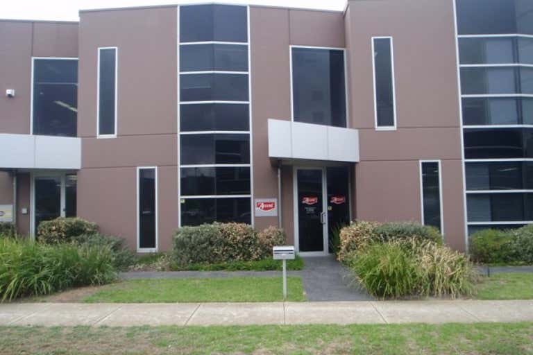 Unit 5, 4 Rocklea Drive Port Melbourne VIC 3207 - Image 1