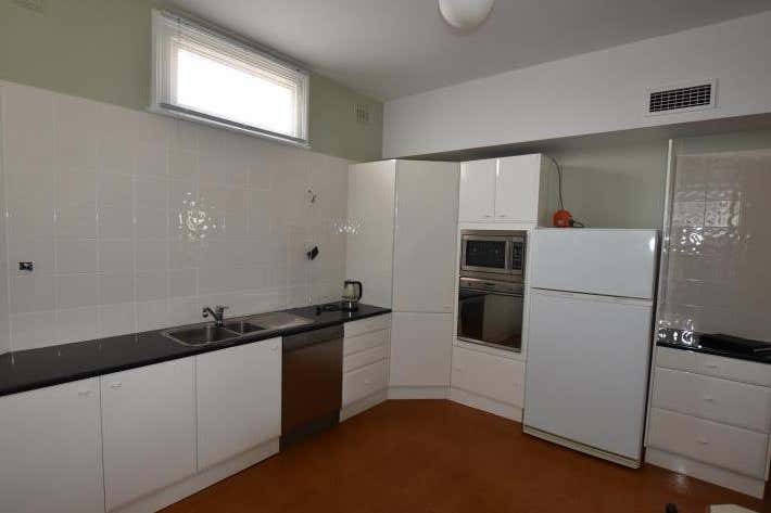 Suite 3, 248 High Street Maitland NSW 2320 - Image 3