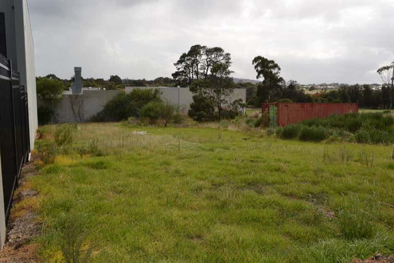 lot 13 Fuji Court Mornington VIC 3931 - Image 3