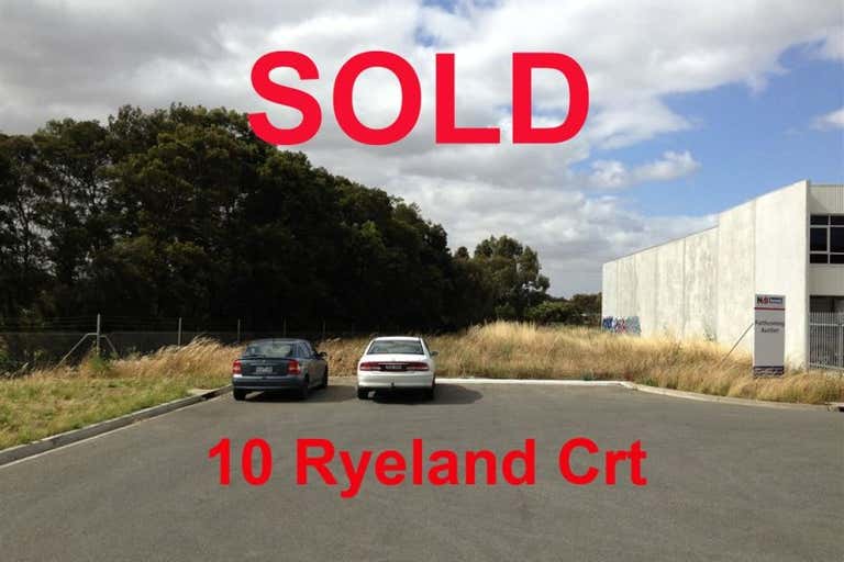 10 Ryeland Crt North Geelong VIC 3215 - Image 1