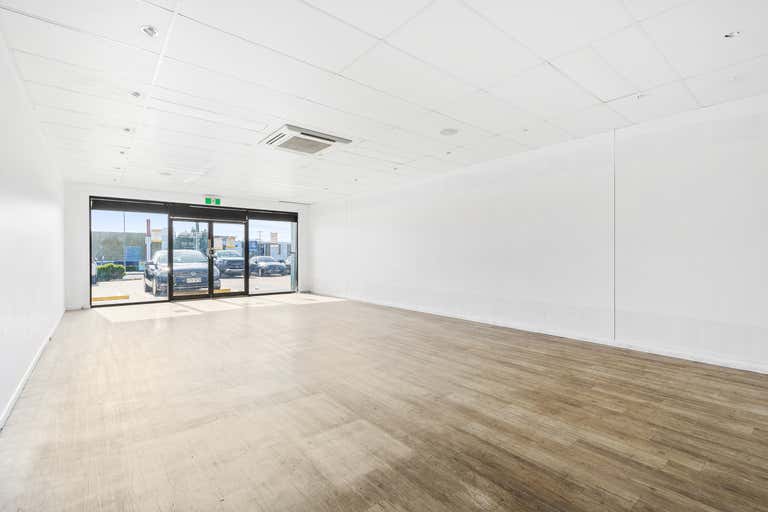 3/254 Musgrave Street Berserker QLD 4701 - Image 2