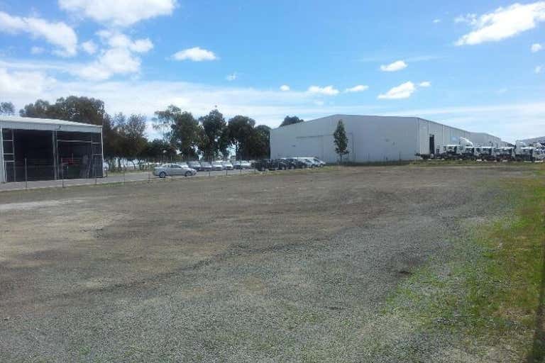 3 & 5 Industrial Place, Breakwater Geelong VIC 3220 - Image 2