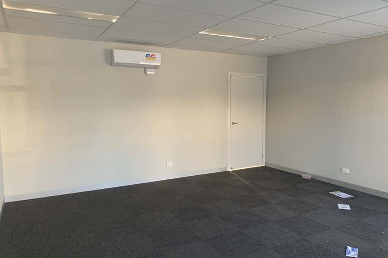 4/49 Industrial Circuit Cranbourne West VIC 3977 - Image 2