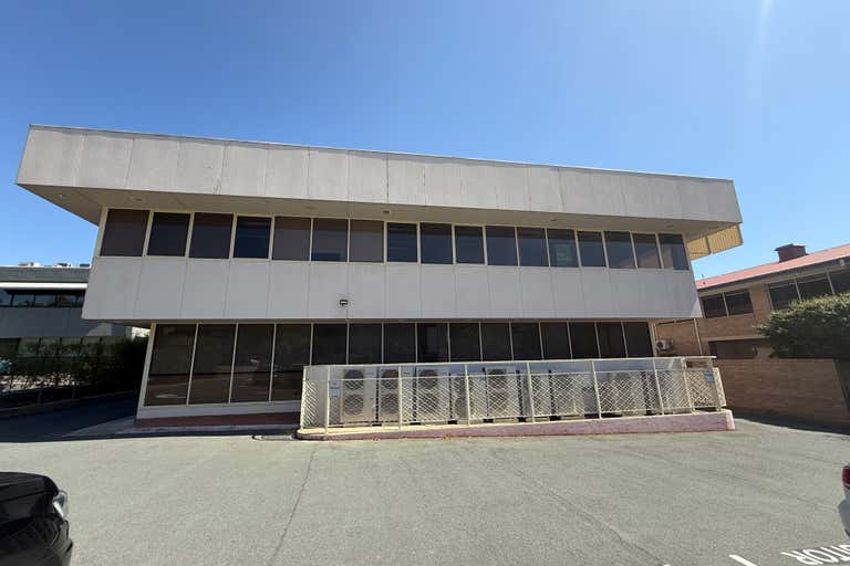 17 Napier Close Deakin ACT 2600 - Image 2