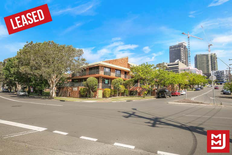 2/25 Victoria Street Wollongong NSW 2500 - Image 1