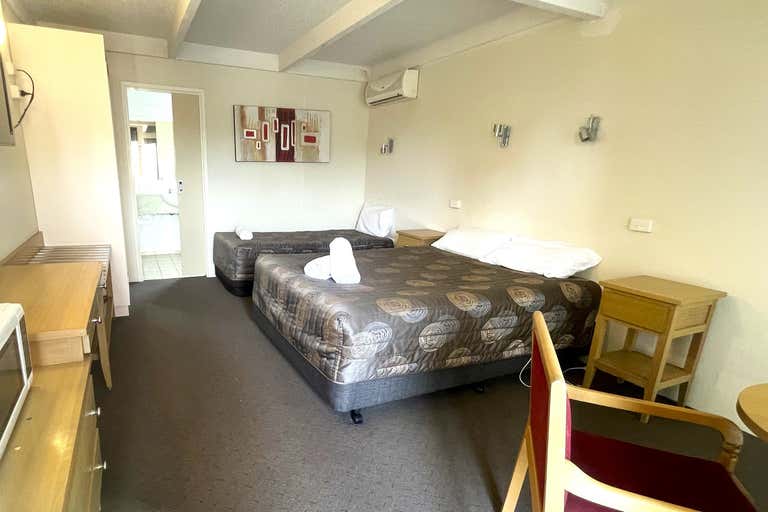 LaTrobe Motel, 141 Princes Drive Morwell VIC 3840 - Image 2