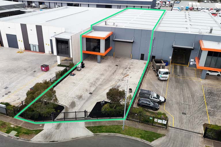 2/53 Paraweena Drive Truganina VIC 3029 - Image 1