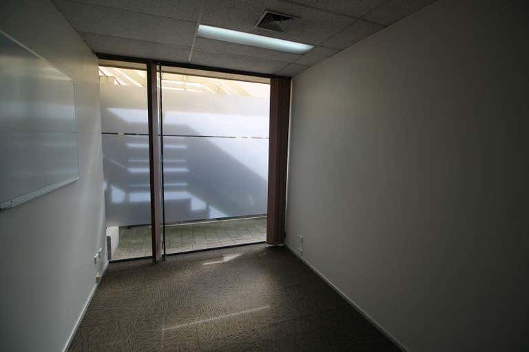 Unit  3, 61 Robinson Street Dandenong VIC 3175 - Image 4