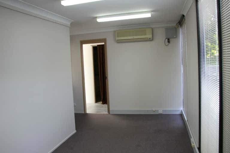 1/55 Dover Drive Burleigh Heads QLD 4220 - Image 3