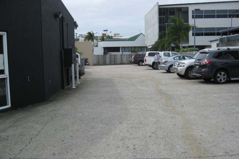 4/21-23 First Avenue Maroochydore QLD 4558 - Image 2