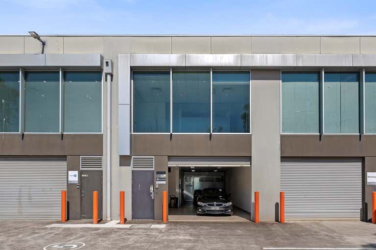 11/484 Graham Street Port Melbourne VIC 3207 - Image 2