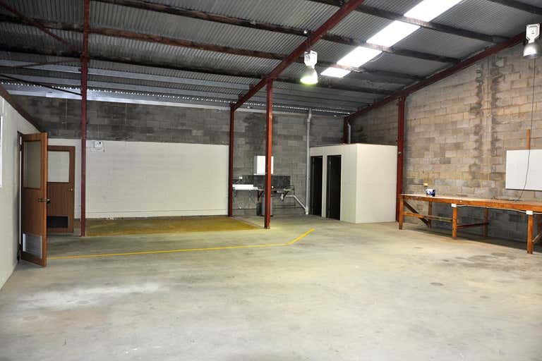 1/8 GDT Seccombe Close Coffs Harbour NSW 2450 - Image 3