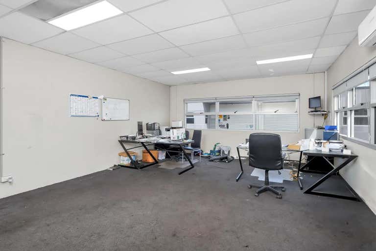 Unit 9, 19 Kangoo Road Somersby NSW 2250 - Image 4