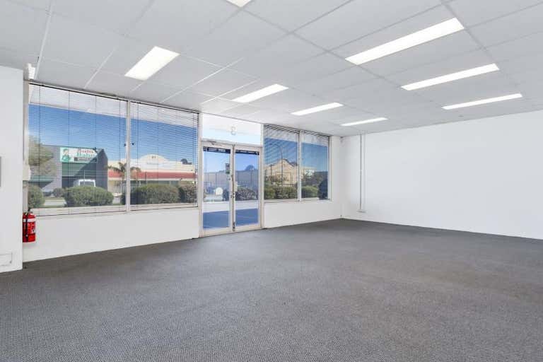 3/30 Enterprise Crescent Malaga WA 6090 - Image 2