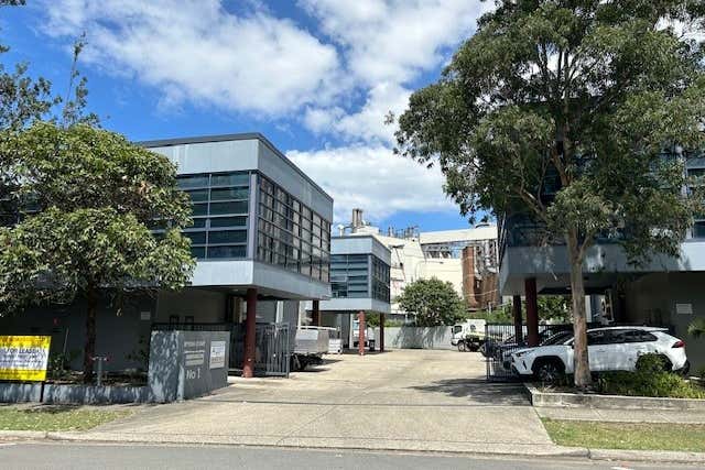 Unit 1/1 Anderson St Botany NSW 2019 - Image 1